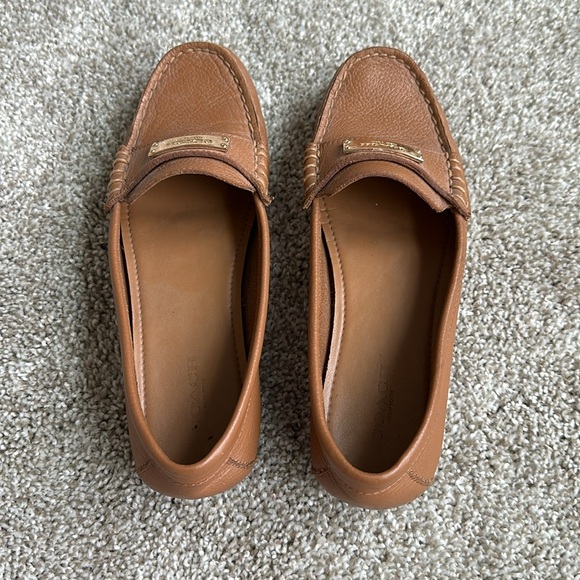 Coach Fredrica tan leather loafers - Picture 6 of 12